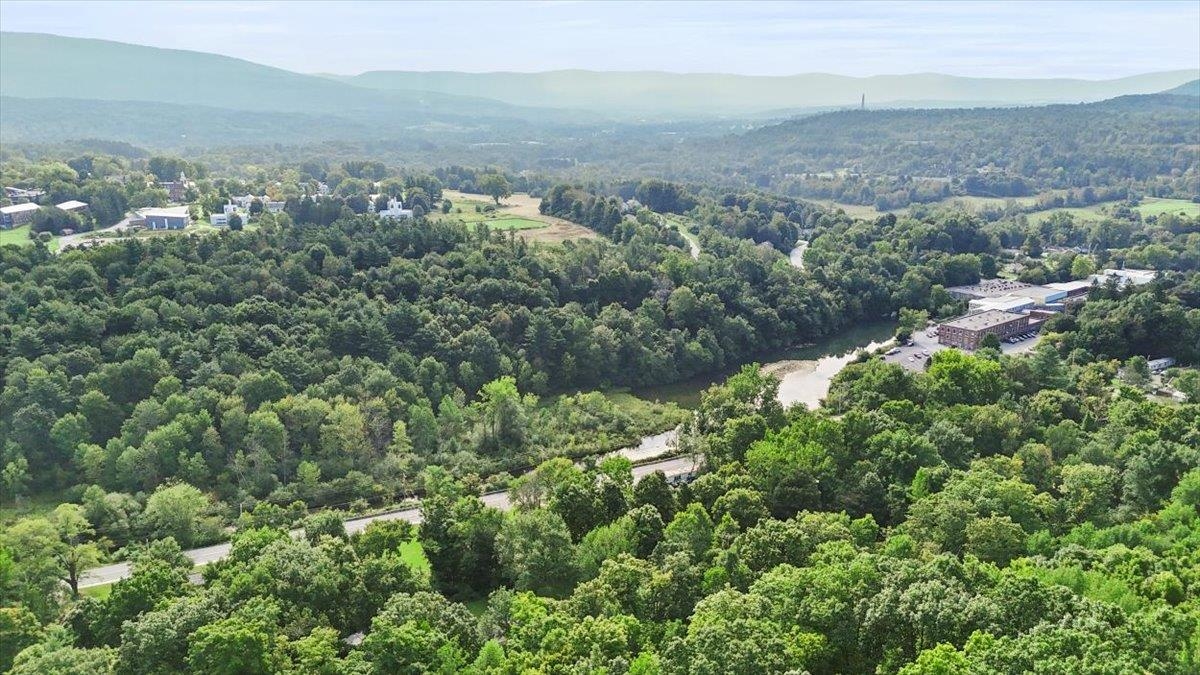 683 Water Street Bennington, VT 05257 - Photo 26 of 38