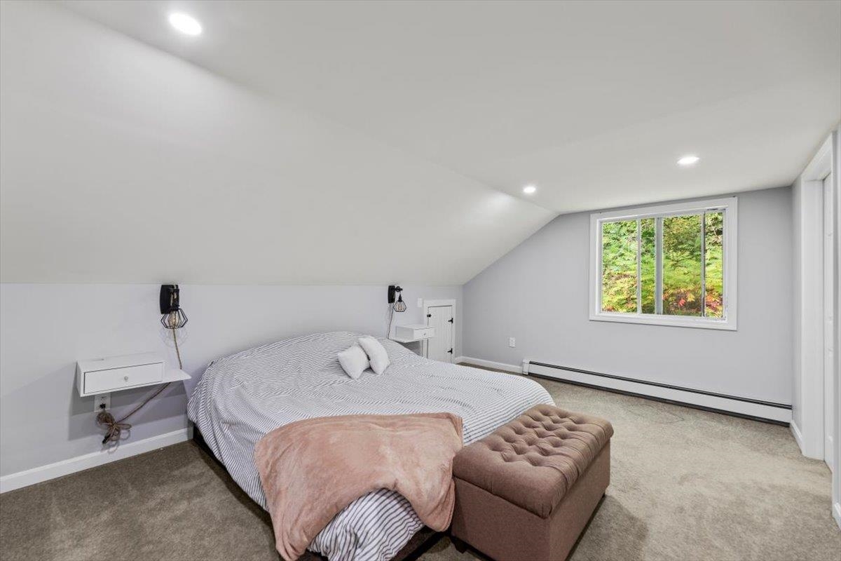 683 Water Street Bennington, VT 05257 - Photo 5 of 38