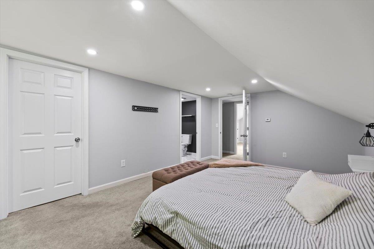 683 Water Street Bennington, VT 05257 - Photo 9 of 38