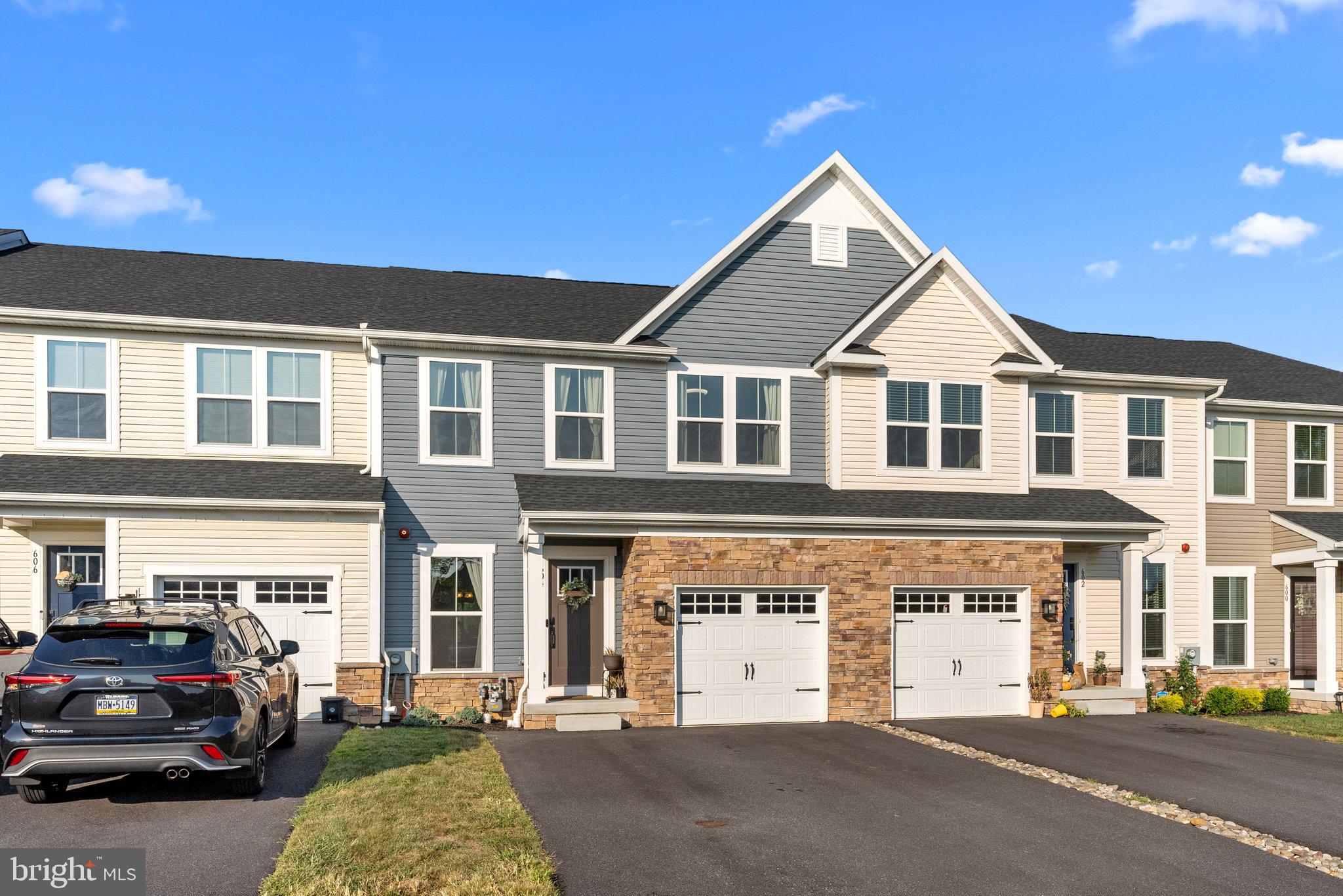 604 Cascade Way Kennett Square, PA 19348 - Photo 3 of 44 Gallery Image 3