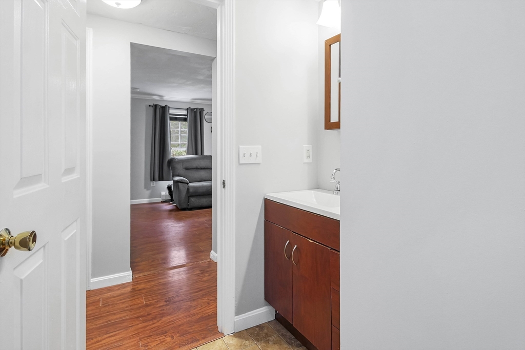 9 Center Road Dudley, MA 01571 - Photo 24 of 41 Gallery Image 24