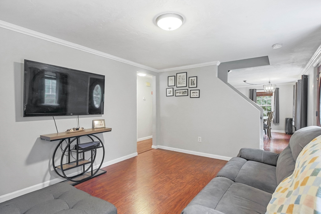 9 Center Road Dudley, MA 01571 - Photo 10 of 41 Gallery Image 10