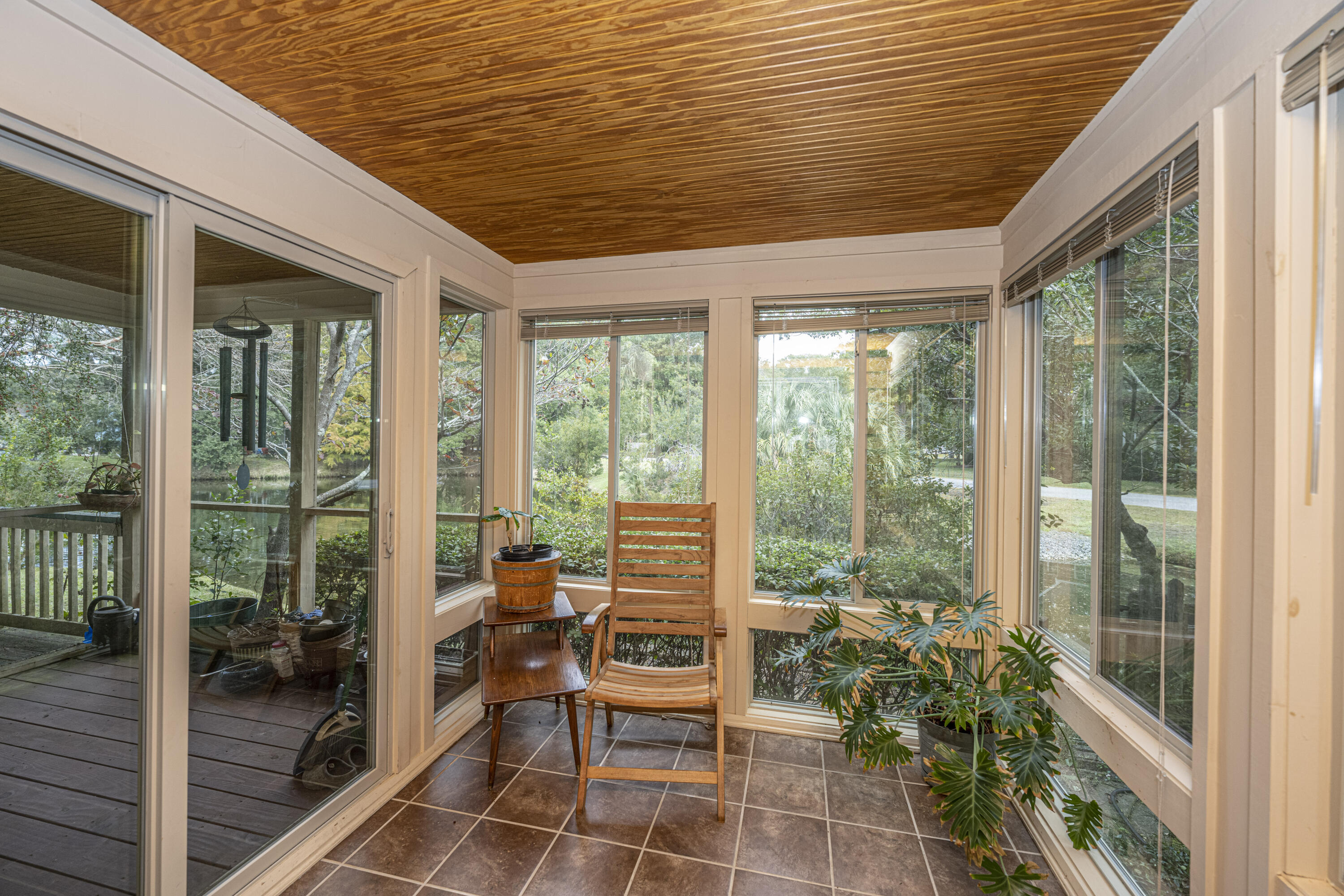 1315 Shire Road Mount Pleasant, SC 29464 - Photo 3 of 36 DSC_1690