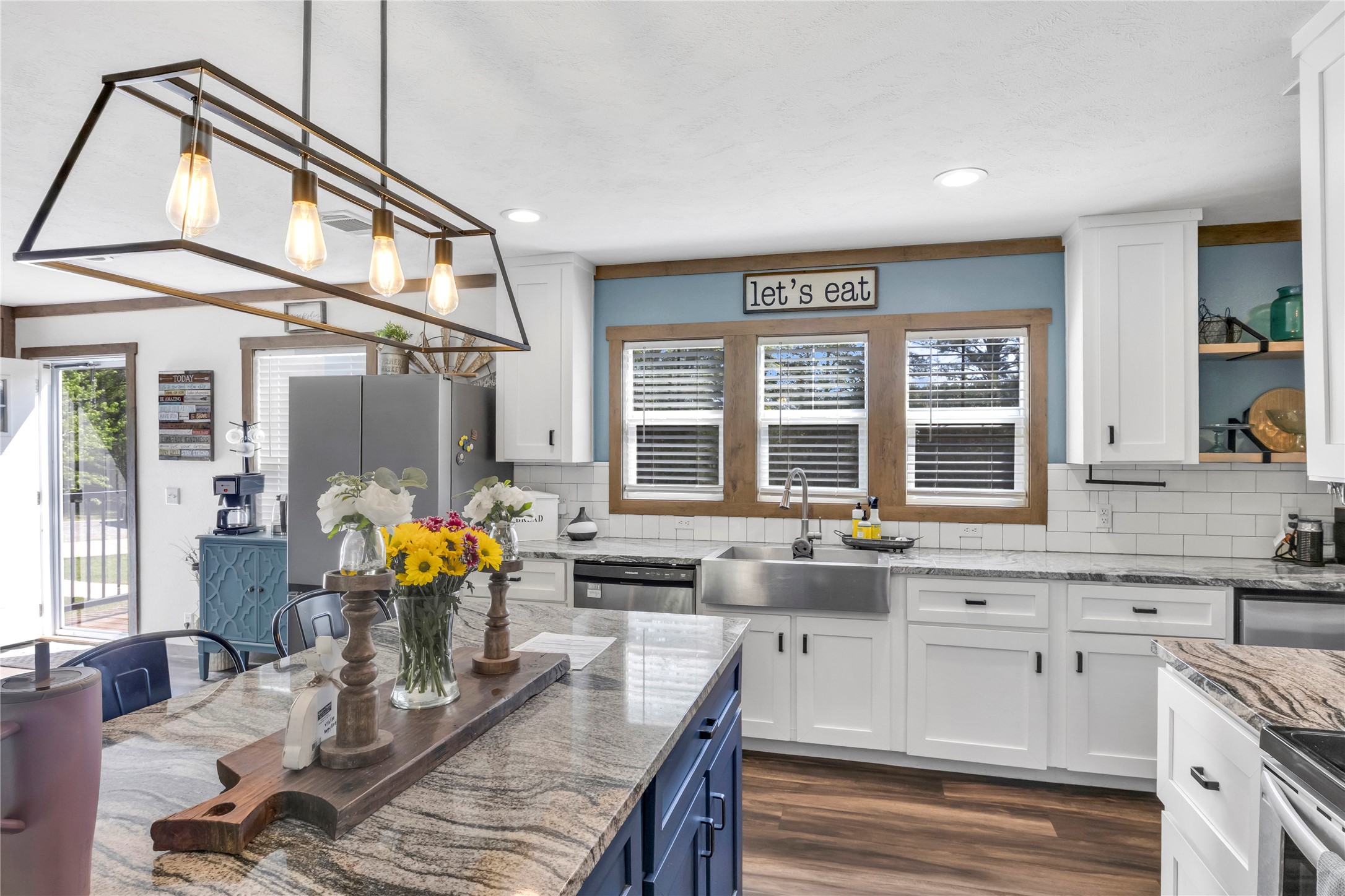 511 Denson Reed Road Cleveland, TX 77328 - Photo 12 of 42 Stainless Double Door Refrigerator in the Shop will Convey. This one will not convey.