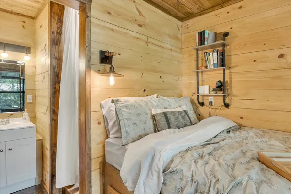 $385,000 | 511 Denson Reed Road, Cleveland, TX 77328