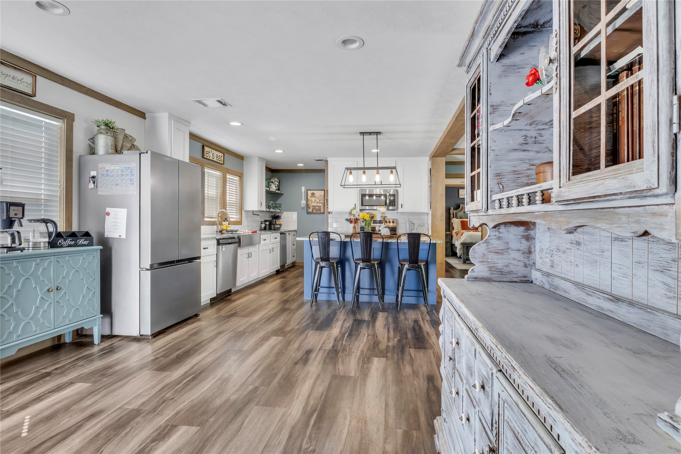 511 Denson Reed Road Cleveland, TX 77328 - Photo 10 of 42 Stainless Double Door Refrigerator in the Shop will Convey. This one will not convey.