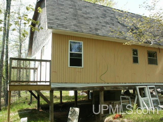 W9221 Snakey Lake Rd Lake Lake, MI 48632 - Photo 2 of 24