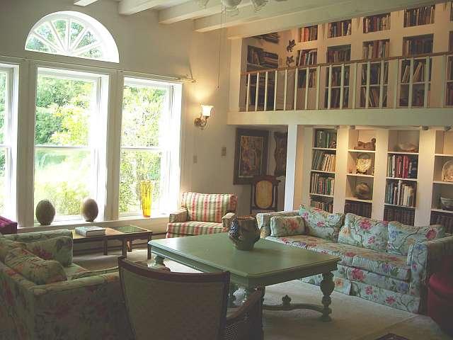 5836 Jeters Chapel Road Vinton, VA 24179 - Photo 3 of 35 Living Room Library