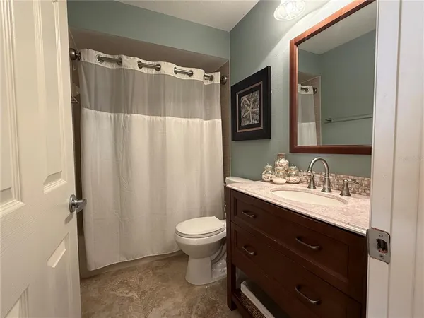 $1,800 | 38350 Ironwood Place, Unit 5, Zephyrhills, FL 33542