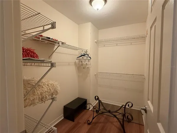 $1,800 | 38350 Ironwood Place, Unit 5, Zephyrhills, FL 33542