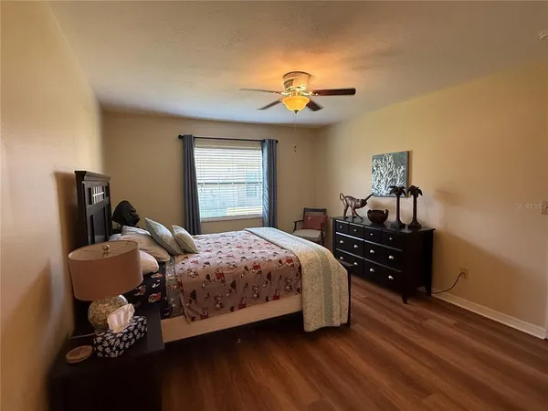 $1,800 | 38350 Ironwood Place, Unit 5, Zephyrhills, FL 33542