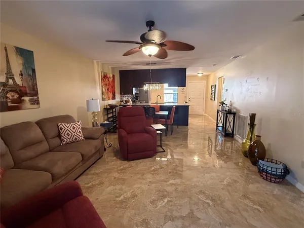 $1,800 | 38350 Ironwood Place, Unit 5, Zephyrhills, FL 33542