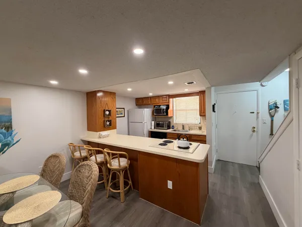 $2,850 | 87455 Old Highway, Unit 245, Islamorada, FL 33036