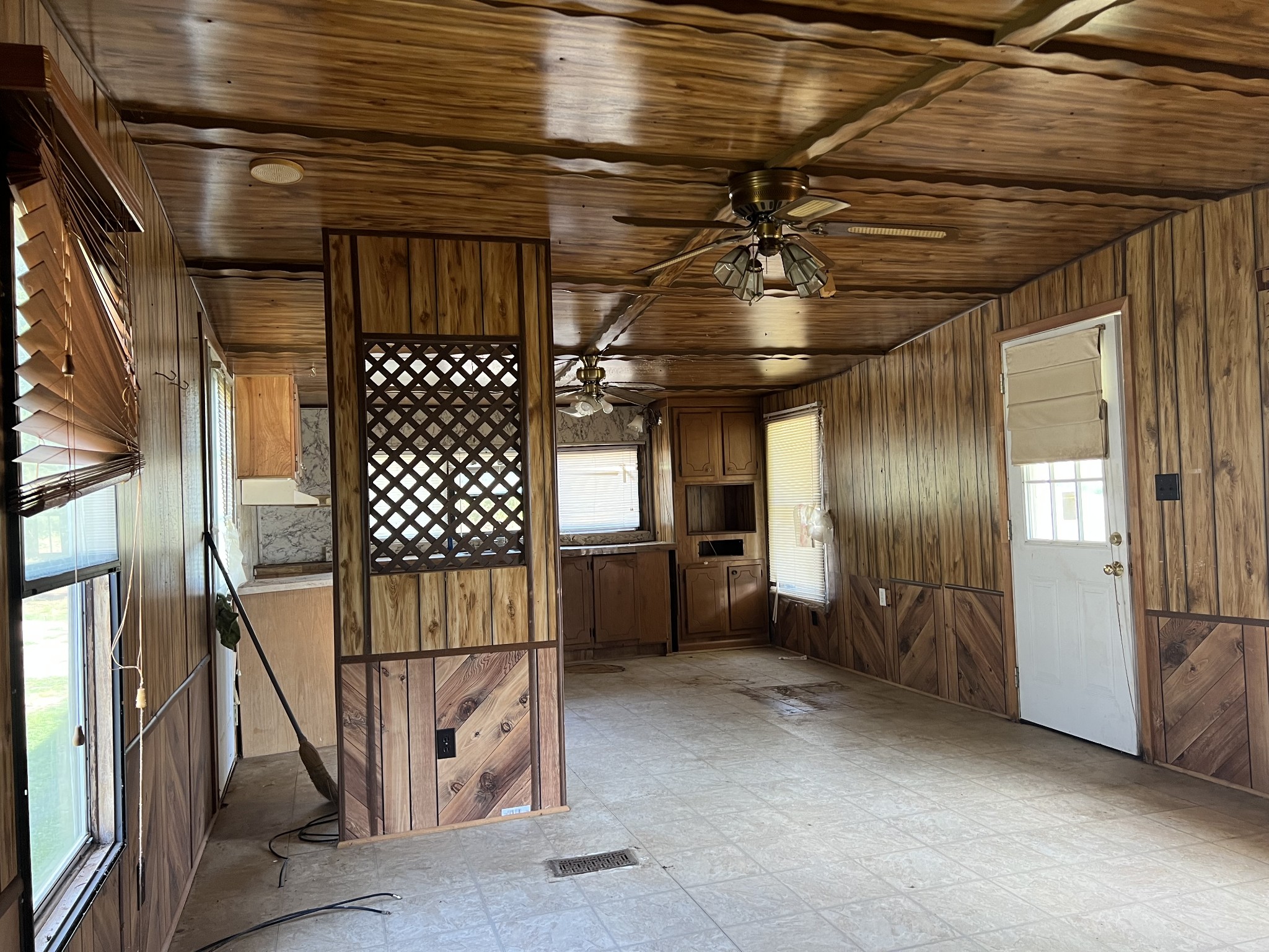 20 Providence Road Fayetteville, TN 37334 - Photo 14 of 19 a view of entryway
