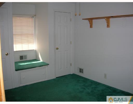 28 Brookside Road Spotswood, NJ 08884 - Photo 7 of 10