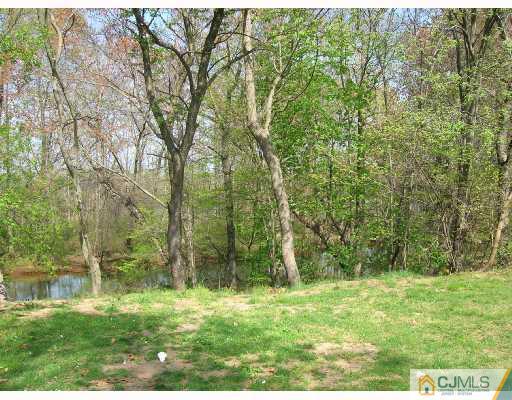 28 Brookside Road Spotswood, NJ 08884 - Photo 10 of 10