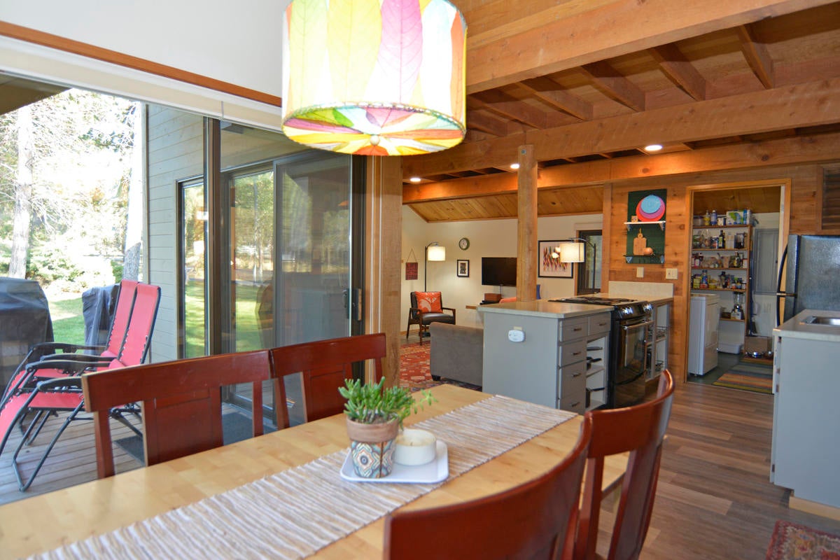 57589 Ranch Cabin Road, Unit 8 Sunriver, OR 97707 - Photo 7 of 27 07