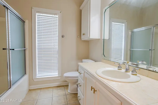 $450,000 | 660 South Broadway Street, Church Point, LA 70525