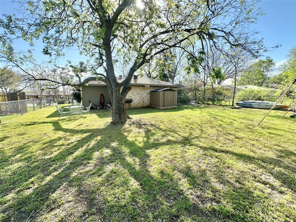 915 North 7th Street Sanger, TX 76266 - Photo 14 of 14