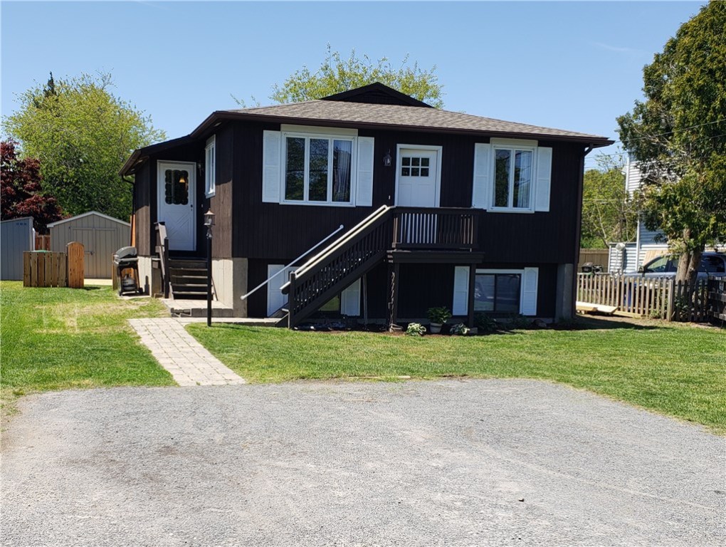 33 Tupelo Road South Kingstown, RI 02879 - Photo 3 of 35 Gallery Image 3