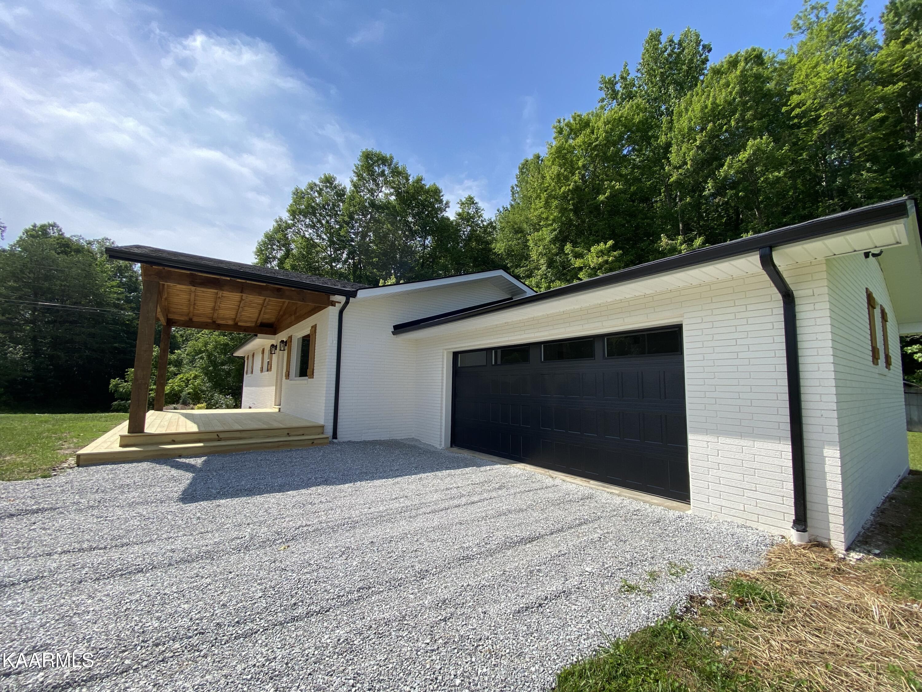 230 Old Brimstone Road Helenwood, TN 37755 - Photo 12 of 30 IMG_7886