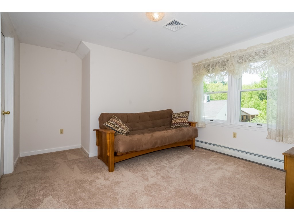7687 Currier Road Loudon, NH 03307 - Photo 22 of 36