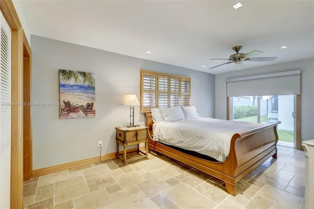 $9,750 | 309 Oak Street, Hollywood, FL 33019