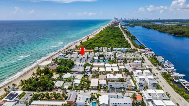 $9,750 | 309 Oak Street, Hollywood, FL 33019