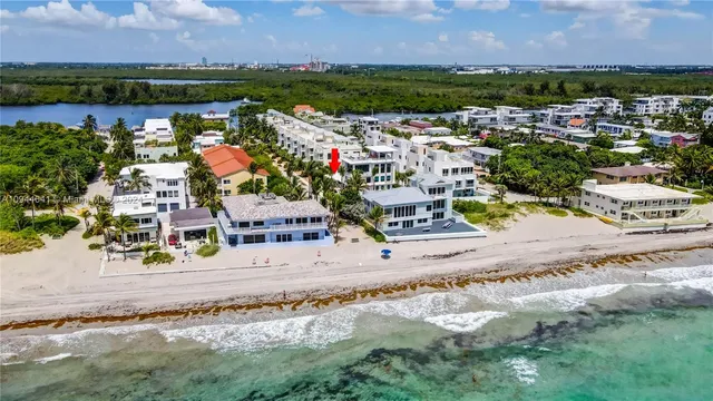 $9,750 | 309 Oak Street, Hollywood, FL 33019