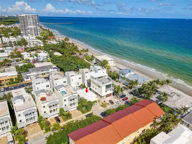 $9,750 | 309 Oak Street, Hollywood, FL 33019