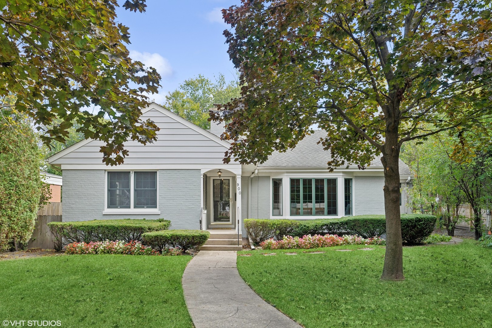 900 Locust Road Wilmette, IL 60091 - Photo 1 of 21