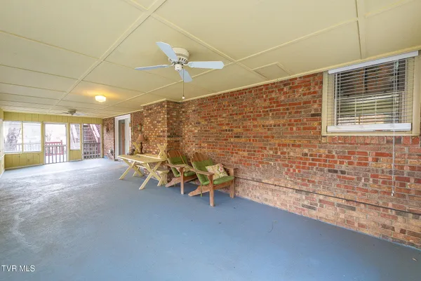 $249,900 | 394 Elm Street, Gate City, VA 24251