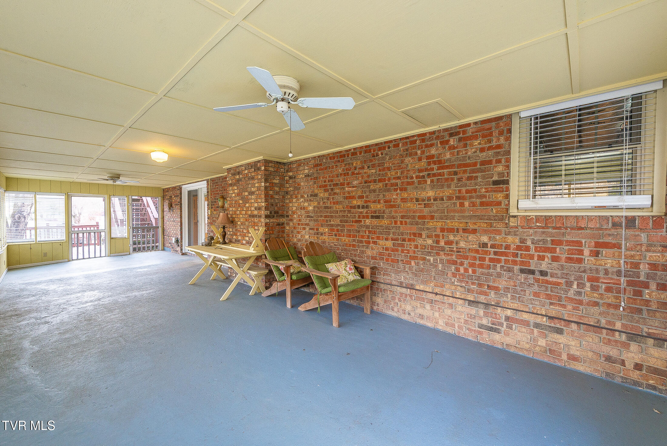 394 Elm Street Gate City, VA 24251 - Photo 31 of 55 sunroom