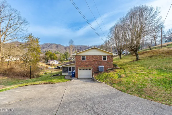 $249,900 | 394 Elm Street, Gate City, VA 24251