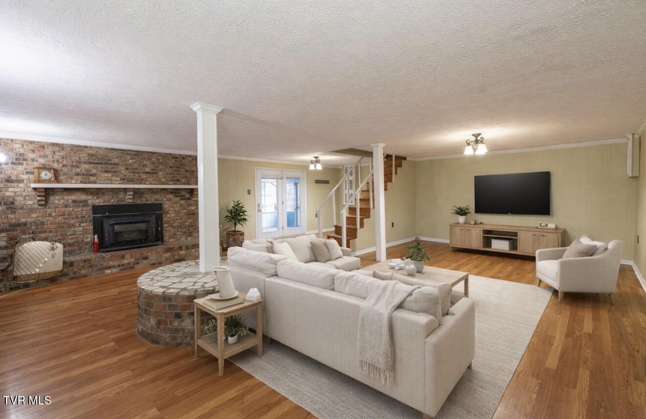 394 Elm Street Gate City, VA 24251 - Photo 6 of 55 den/flex space