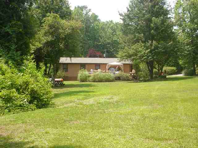 130 Narrow Lane Inman, SC 29349 - Photo 3 of 9
