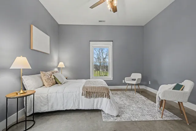 $525,000 | 627 Mt Lebanon Road, Dickson, TN 37055