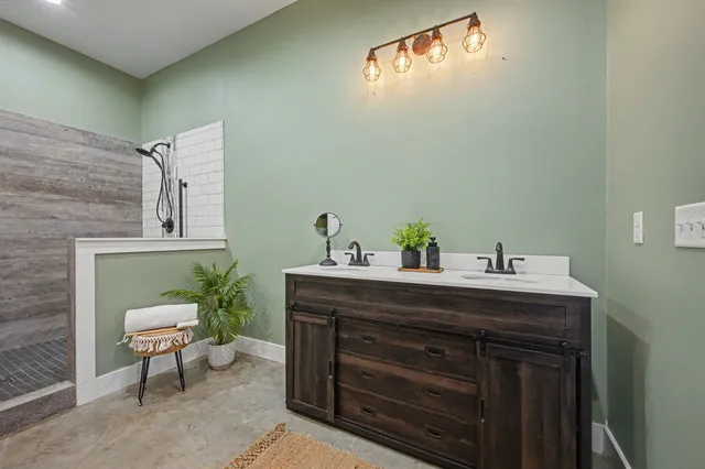 $525,000 | 627 Mt Lebanon Road, Dickson, TN 37055