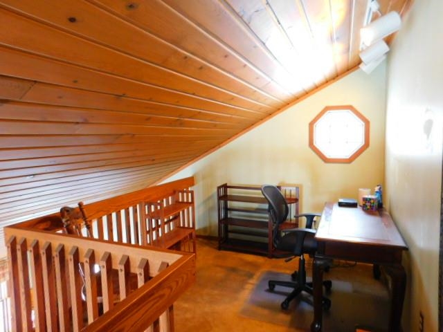 2865 West Log Lake Road Kalkaska, MI 49646 - Photo 29 of 52 1930787-8c6bd8e0-191a-4178-815f-6a3e26507d2c.JPG