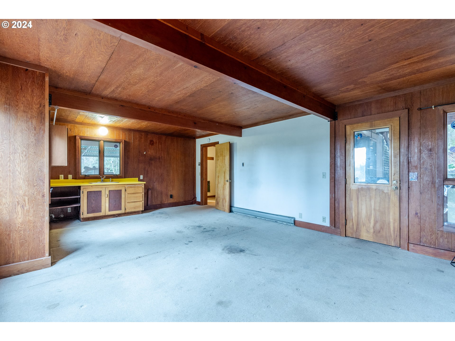 35401 Row River Road Cottage Grove, OR 97424 - Photo 26 of 41 Gallery Image 26