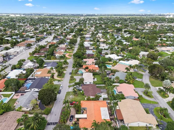 $675,000 | 5160 Northeast 18th Terrace, Fort Lauderdale, FL 33308