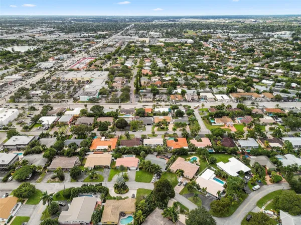 $675,000 | 5160 Northeast 18th Terrace, Fort Lauderdale, FL 33308