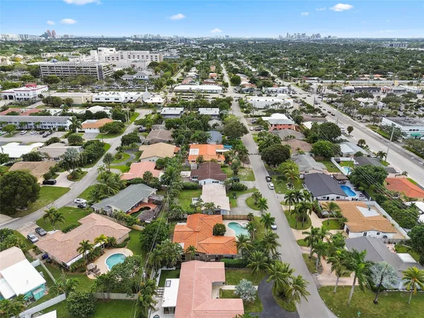 $675,000 | 5160 Northeast 18th Terrace, Fort Lauderdale, FL 33308