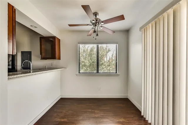 $1,100 | 8180 Lemmon Avenue, Unit 201, Dallas, TX 75209
