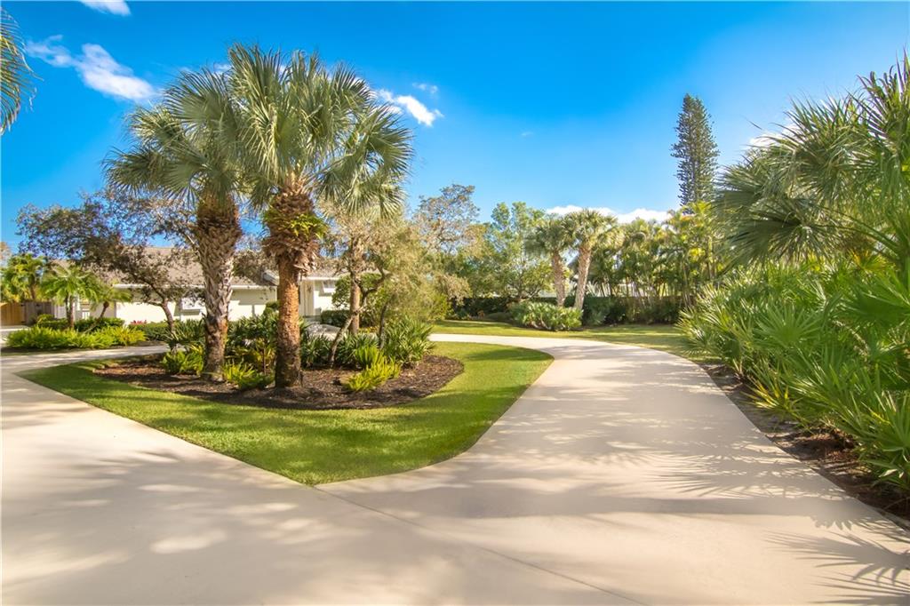 4815 Southeast Manatee Cove Road Stuart, FL 34997 - Photo 5 of 40 Gallery Image 5