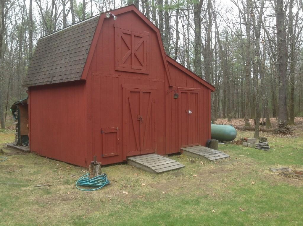 17 Locksmith Lane Wells, ME 04090 - Photo 10 of 23 Two stall shed for those outside...
