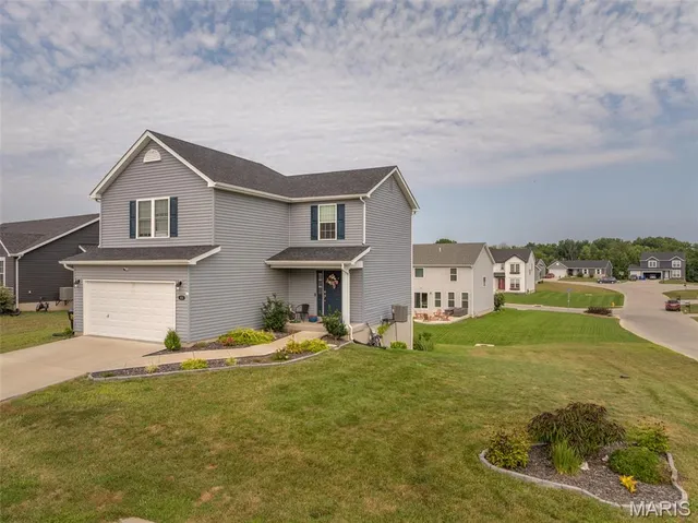 $325,000 | 463 Birchwood Drive, Moscow Mills, MO 63362