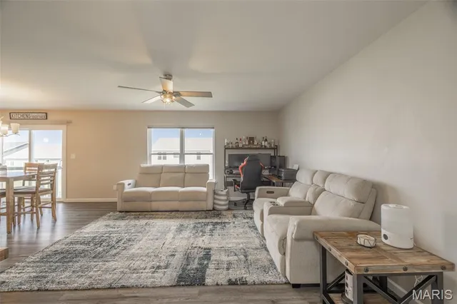 $325,000 | 463 Birchwood Drive, Moscow Mills, MO 63362