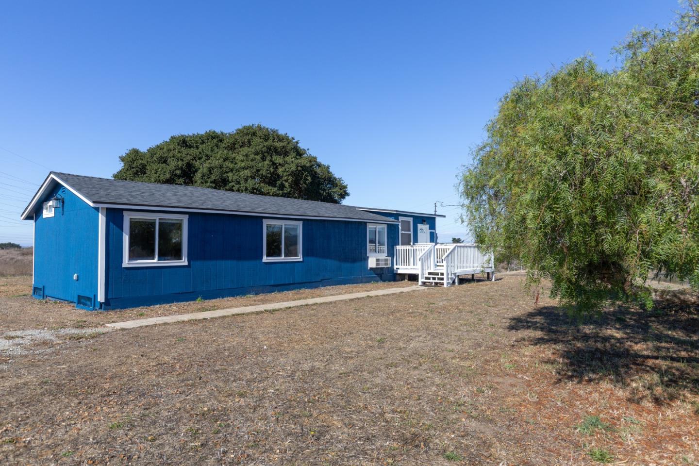 13265 Avila Road Castroville, CA 95012 - Photo 14 of 31