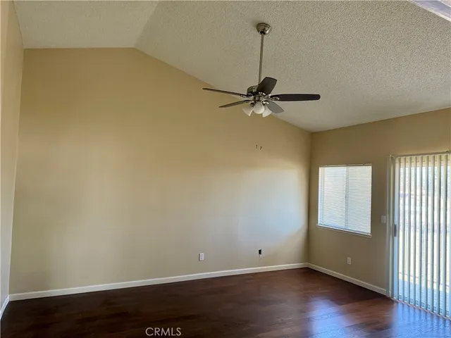 $530,900 | 15620 Smoke Tree Street, Hesperia, CA 92345